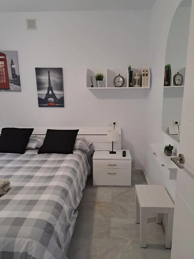 Encantador Apartamento Residencial Con Piscina Torremolinos Apartment