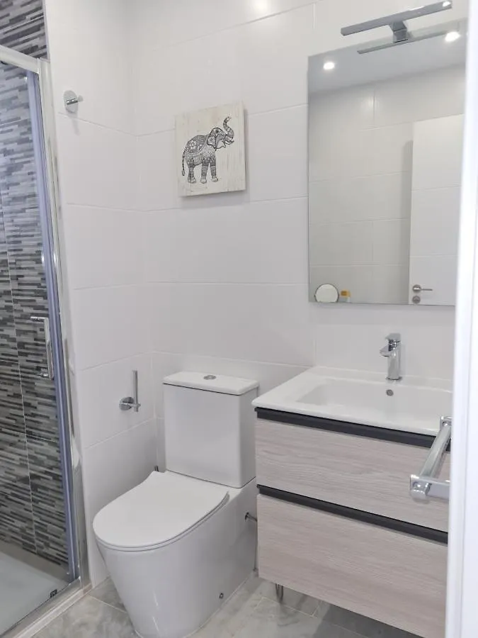 Encantador Apartamento Residencial Con Piscina Torremolinos 0*,  Spagna